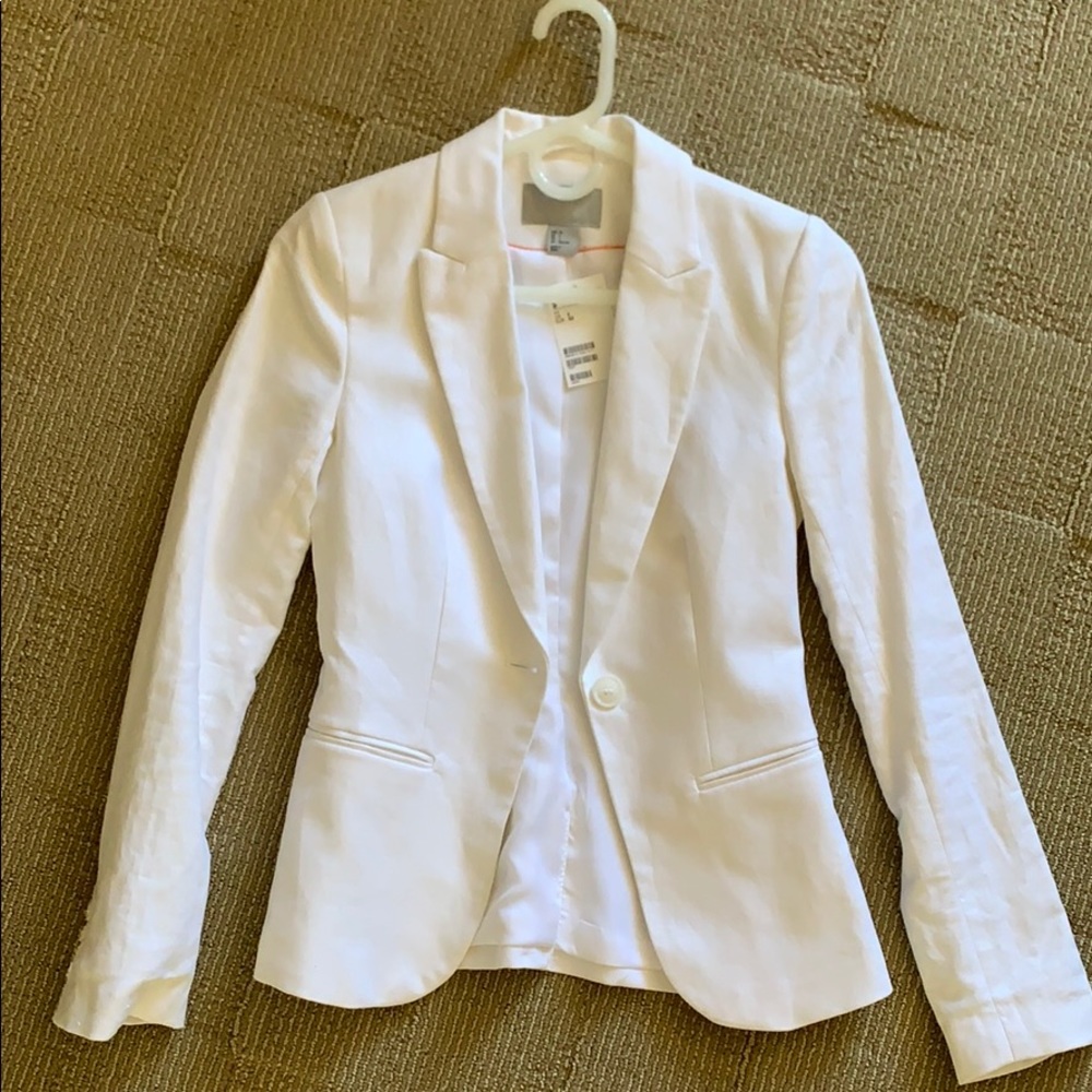 H & M white blazer size 2